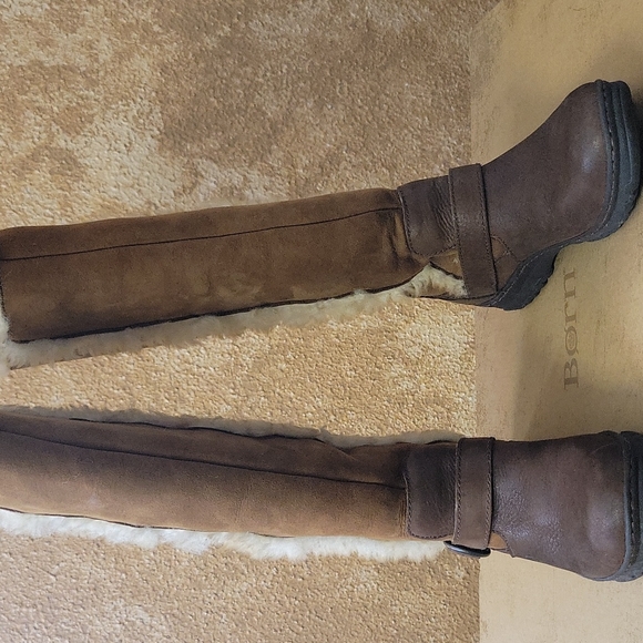 Boots - Picture 4 of 4